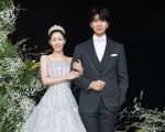 Vợ Lee Seung Gi bác bỏ tin đồn có thai trước hôn nhân