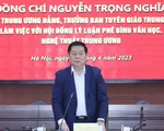 Nâng cao lý luận phê bình văn học nghệ thuật