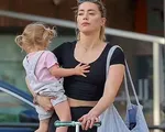 Amber Heard đang 'sống cuộc đời bình thường' hậu thua kiện