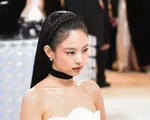 Mang văn hóa Hàn Quốc tới Met Gala, Jennie (BLACKPINK) được khen ngợi hết lời