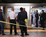 Người đàn ông tử vong sau khi bị bóp cổ trên tàu điện ngầm ở New York