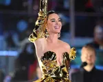 Katy Perry 'bùng cháy' trong concert mừng lễ đăng quang của Vua Charles