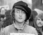 'John Lennon dễ tổn thương vì cuộc đời quá bi thảm'