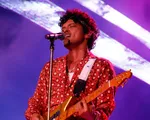 Concert của Bruno Mars tại Hàn Quốc bị chỉ trích vì ưu tiên người nổi tiếng