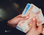 Đồng Ruble xuống giá gây áp lực lên người dân Nga