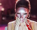 Sức hút của 'Mask Girl': Khám phá kẽ hở đen tối nhất trong bản chất con người