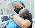 Tình trạng sức khỏe 7 trẻ nhỏ là nạn nhân vụ cháy đang điều trị tại Bệnh viện Bạch Mai