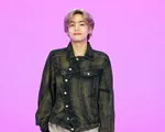 V (BTS) thể hiện con người thật trong album solo đầu tiên