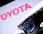 Lập kỷ lục doanh số Toyota giữ vững ngôi vương