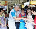 Thủ tướng Singapore k&ecirc;u gọi người d&acirc;n sinh th&ecirc;m con trong năm mới