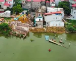 Bắc Ninh tháo dỡ 10 căn nhà sụt lún ven sông Cầu