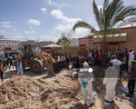 Phát hiện khoảng 200 thi thể trong ngôi mộ tập thể ở bệnh viện Nasser tại Dải Gaza