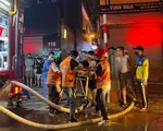 Cháy nhà trọ trong ngõ sâu ở Trung Kính (Hà Nội), 14 người tử vong