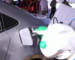 Thử nghiệm robot bơm xăng tại UAE