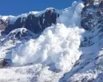Tuyết lở khiến hàng chục người bị mắc kẹt ở các thị trấn miền núi Chile