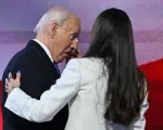 Tổng thống Mỹ Joe Biden bật khóc tại Đại hội đảng Dân chủ