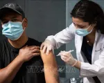 FDA Mỹ phê duyệt vaccine phòng COVID-19 cập nhật chống các biến thể đang lưu hành