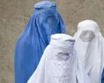 Taliban cấm phụ nữ hát, nói to ở nơi công cộng