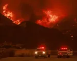 Cháy rừng ở Los Angeles đe dọa hàng chục nghìn ngôi nhà, cư dân buộc phải sơ tán