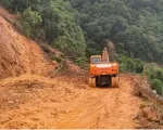 Điện Biên: Mưa liên tục kéo dài, nhiều tuyến đường bị sạt lở nghiêm trọng