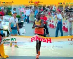 Giải marathon Quốc tế VTV LPBank 2024: Edwin Kiptoo vô địch cự ly 21km nam; Lương Đức Phước và Đoàn Thu Hằng vô địch cự ly 10km,