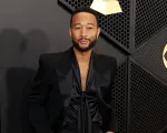 Đề cử giải Grammy 2025 và 'Chiếc vé về tuổi thơ' của John Legend