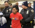 Người phụ nữ bị thiêu chết trên tàu điện ngầm ở New York, Mỹ