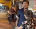 Xác minh vụ người đàn ông đạp đổ xe, hành hung cô gái giữa đường ở TP Hồ Chí Minh