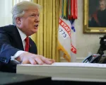 Canada, Mexico “tung đòn” cứng rắn đáp trả chính quyền Trump