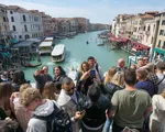 Thành phố Venice gia hạn thuế du lịch