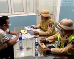 Xử phạt tài xế xe khách không bằng lái, điều khiển xe đi ngược chiều cao tốc