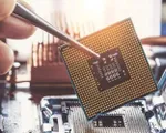 Tổng thống Trump muốn hủy bỏ luật trợ cấp chip bán dẫn