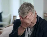 Alec Baldwin muốn tự tử sau vụ nổ súng chết người trên phim trường
