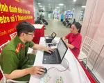TP Hồ Chí Minh: Metro số 1 vừa chở khách, vừa 'chở' dịch vụ công