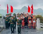 Linh thiêng Lễ thượng cờ tại Cột cờ quốc gia Lũng Cú trong ngày thống nhất