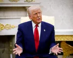 Ông Trump tuyên bố sẽ tước đặc quyền miễn thuế của Đại học Harvard