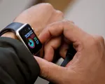 Apple Watch có làm hao pin iPhone?