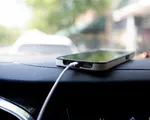 Sạc pin smartphone trên ô tô liệu có thực sự an toàn?