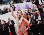 Thảm đỏ Cannes lần thứ 78: Dịu dàng, thanh lịch và... bớt nóng