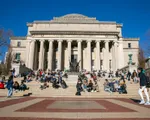 Sinh viên quốc tế tại Harvard lo 'đứt gánh giữa đường'