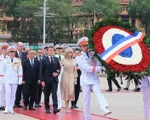 Đại tướng Phan Văn Giang tiếp Bộ trưởng Quân đội Pháp Sébastien Lecornu Tổng thống Pháp cùng Phu nhân đặt vòng hoa và vào Lăng viếng Chủ tịch Hồ Chí Minh