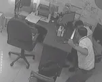 Mâu thuẫn cá nhân, bác sĩ đâm trọng thương đồng nghiệp rồi ra đầu thú
