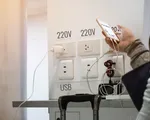 Sạc iPhone tại nơi công cộng: Nguy cơ bảo mật hay nỗi lo bị thổi phồng?