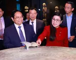 Thủ tướng Phạm Minh Chính và Phu nhân tham quan Bảo tàng Quai Branly ở Paris