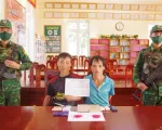 Bắt 2 đối tượng vận chuyển 2 bánh heroin và 400 viên ma túy tổng hợp