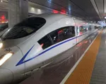 Trung Quốc: Tàu siêu tốc... 300 km/giờ 