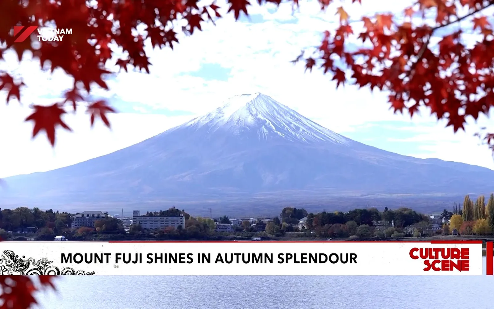 Mount Fuji shines in autumn splendour
