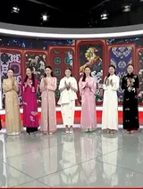 Áo dài collection honors the Year of the Horse