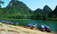 Chay River in Phong Nha Ke Bang attracts tourists