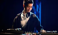 World's top DJs fascinate Vietnamese electronic music lovers